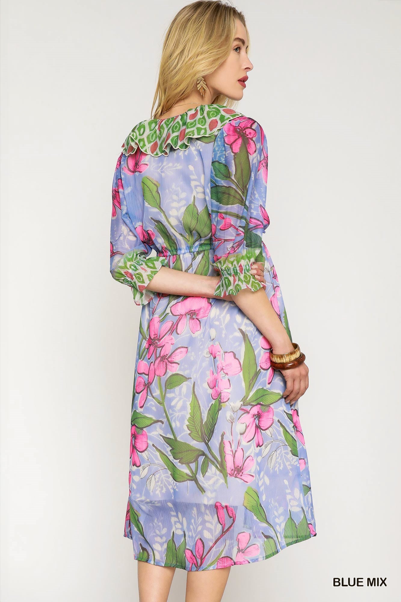 Light-Weight Floral Kimono