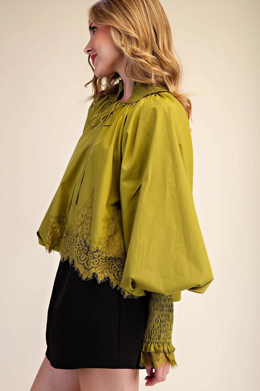 Lace Puff-Sleeve Blouse