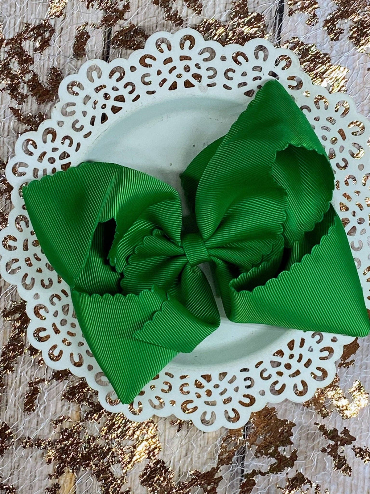 5.5" Oversize Scalloped Hair Bow | Clip: Emerald