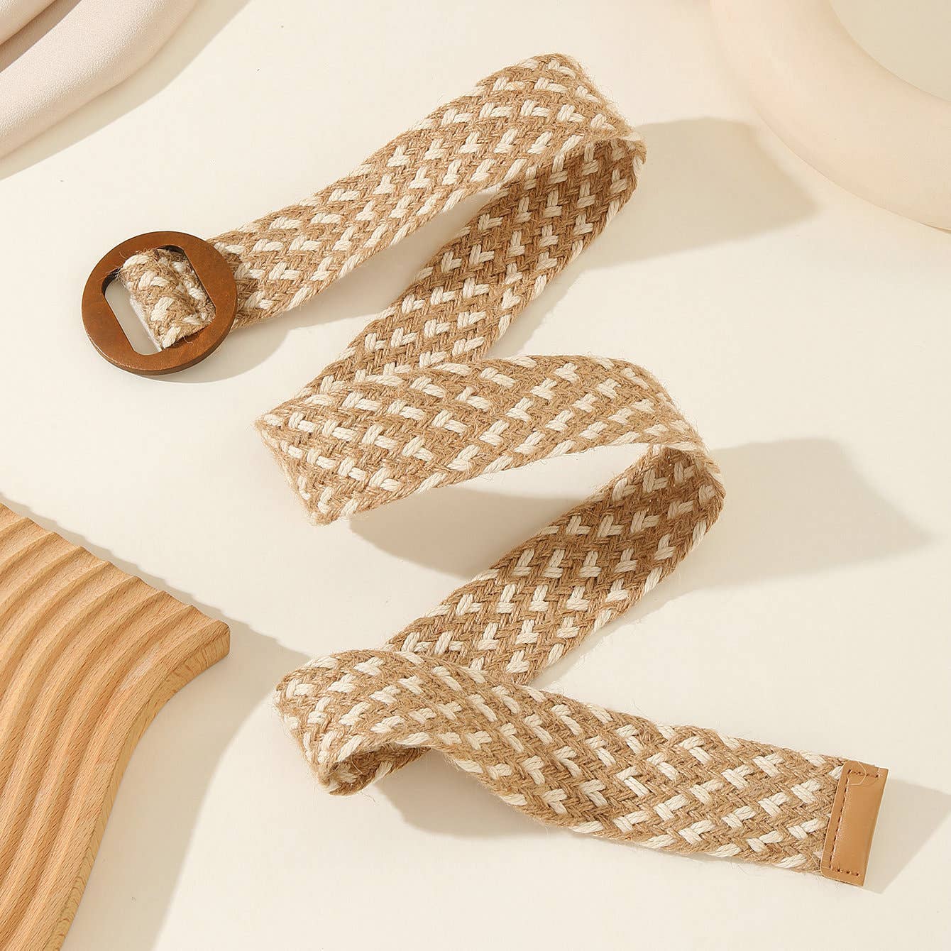 Lily Clothing - Wooden buckle cotton and linen style woven belt: CARAMEL / (OS) 1