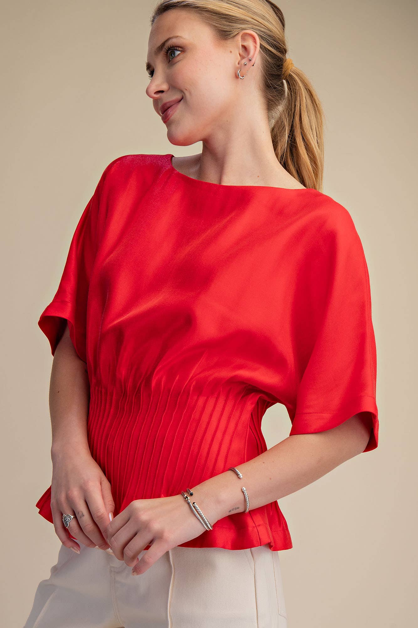 Boat Neck Short Sleeve Pleated top - Red