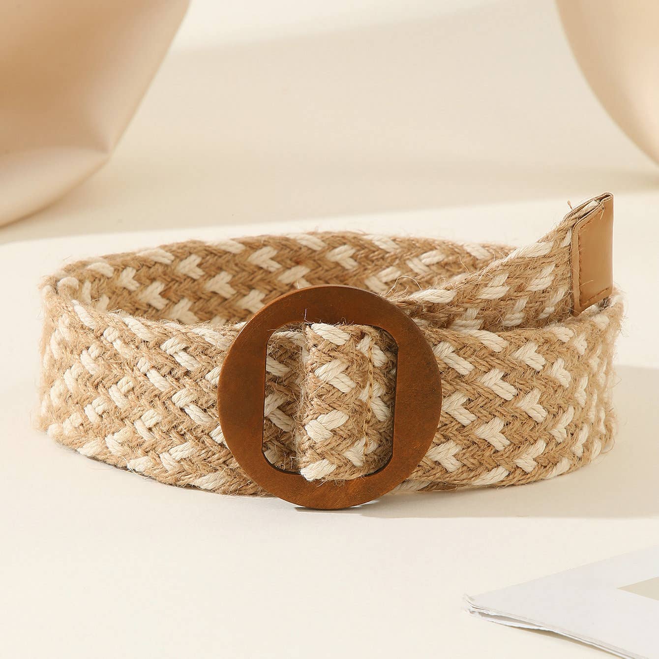 Lily Clothing - Wooden buckle cotton and linen style woven belt: CARAMEL / (OS) 1