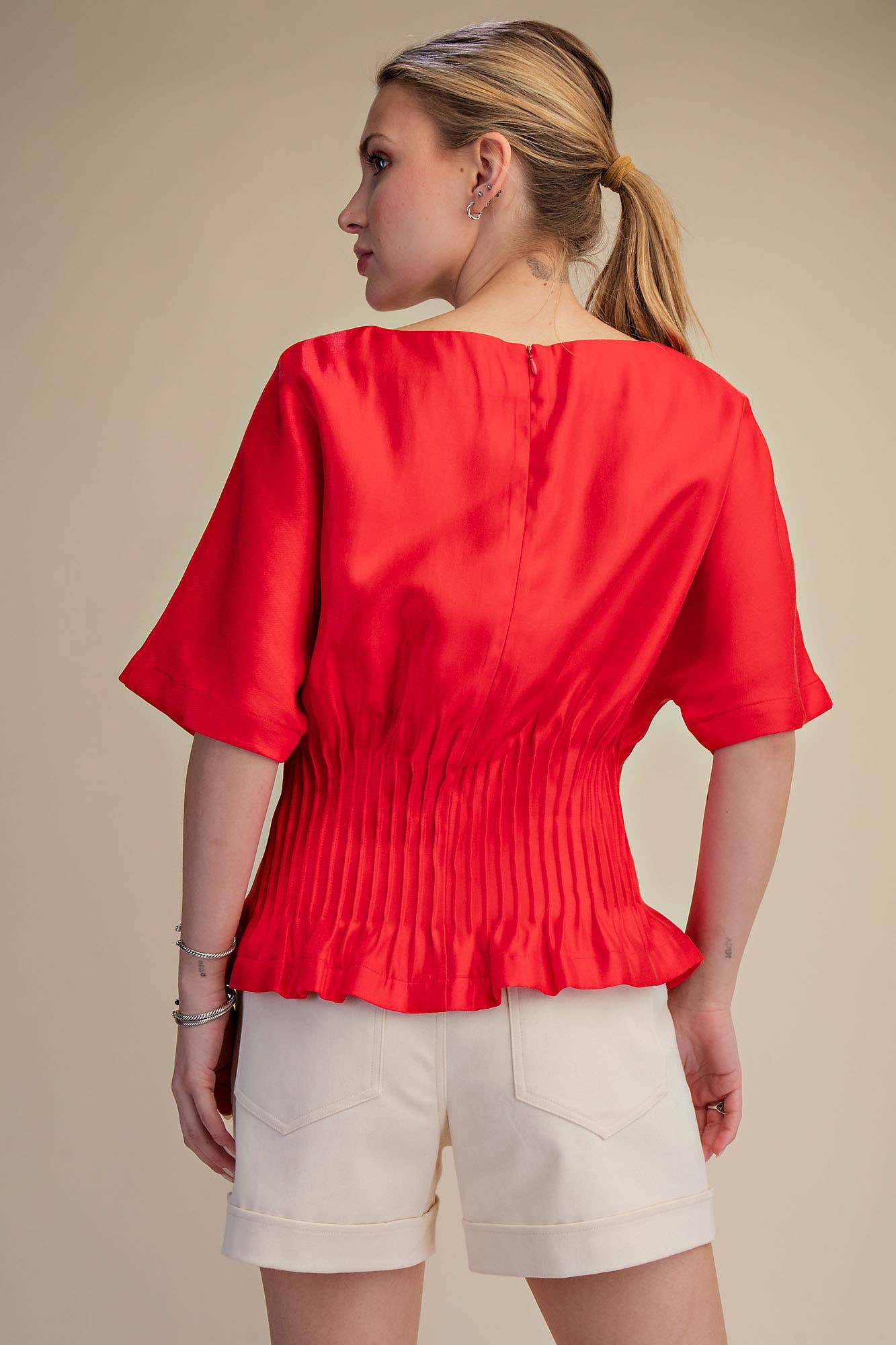 Boat Neck Short Sleeve Pleated top - Red