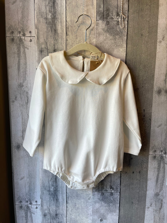 Peter Pan collared long sleeve onesie