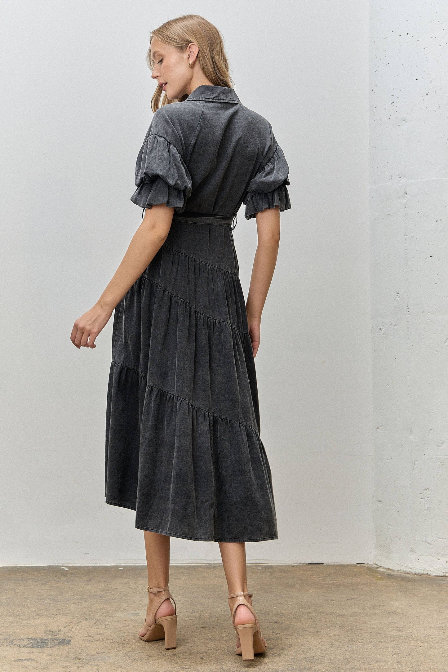 WASHED MAXI SHIRT DRESS: BLACK