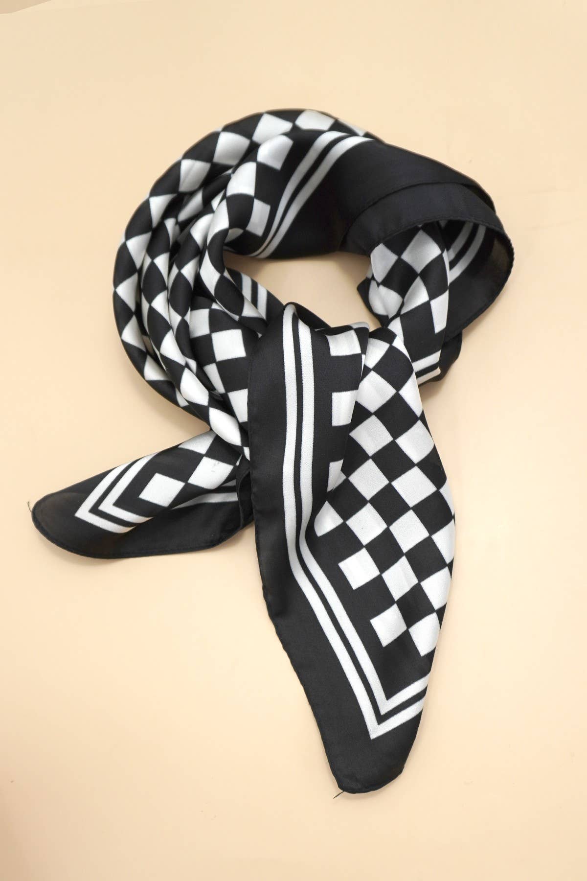 LARGE CHECKER PRINT SILKY FEEL BANDANA SCARF Black