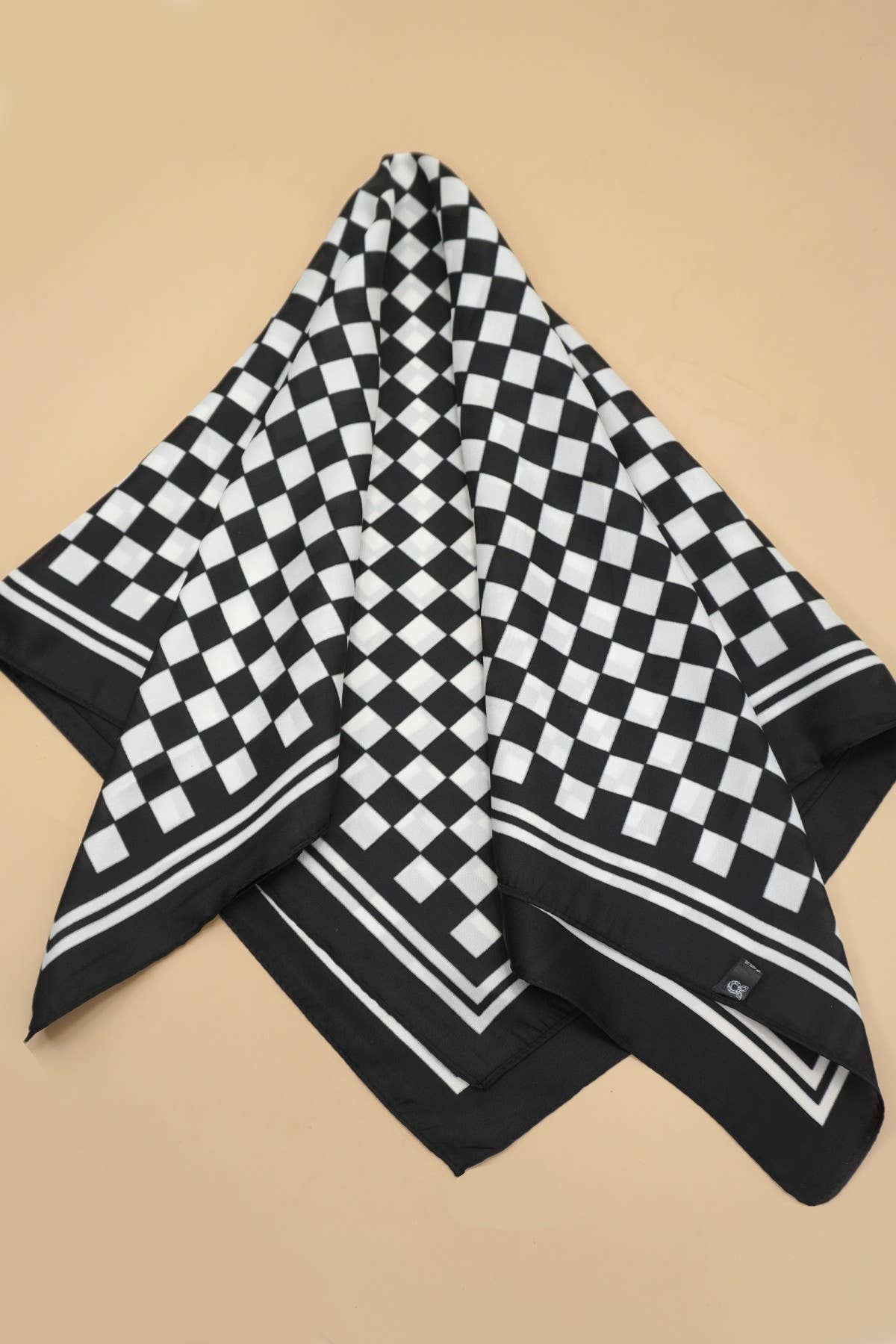 LARGE CHECKER PRINT SILKY FEEL BANDANA SCARF Black