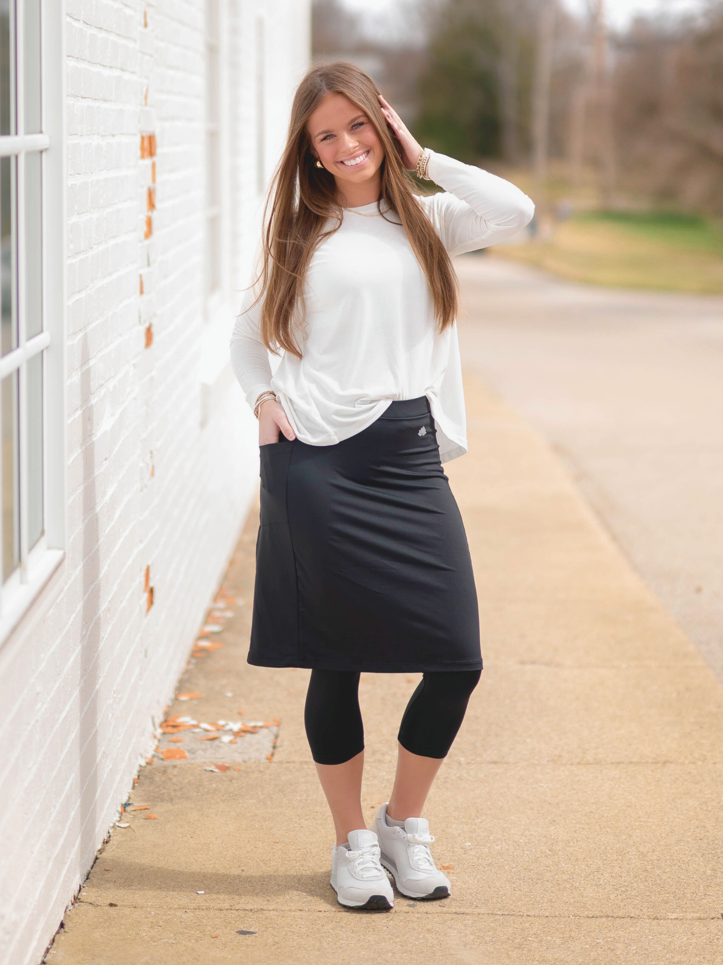 Snoga Athletics - Snoga Women’s Modest Fit Skirted Leggings - 22" Black: S